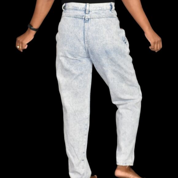 Vintage Stonewashed Jeans Blue Light Wash Denim Yoked Pleated Bareback Size 6 - Picture 3 of 16